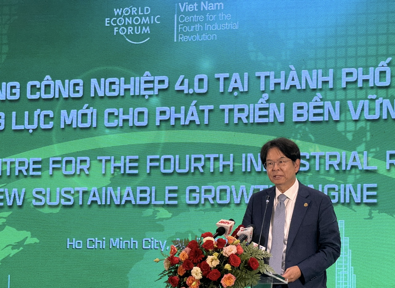 Chủ tịch HDBank, ông Kim Byoungho phát biểu tại hội thảo.
